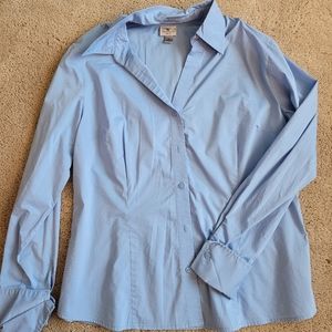 Womens Worthington baby blue long sleeved button-up blouse.